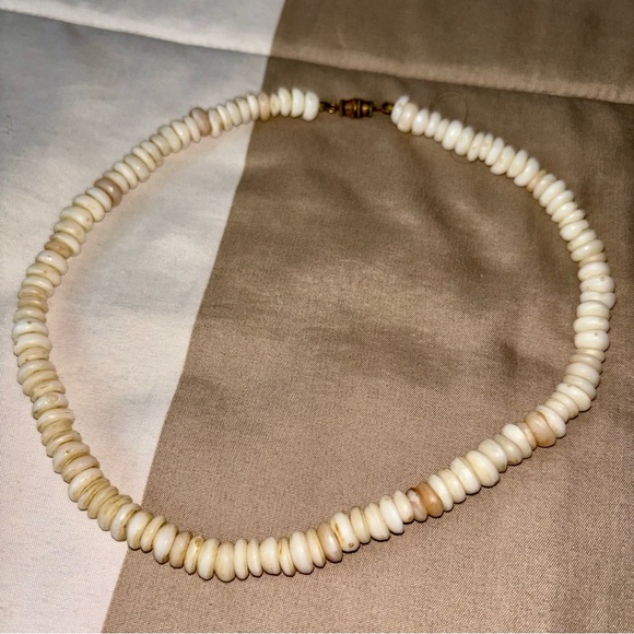 Plastic Puka Shell Necklace - Picture 2 of 4